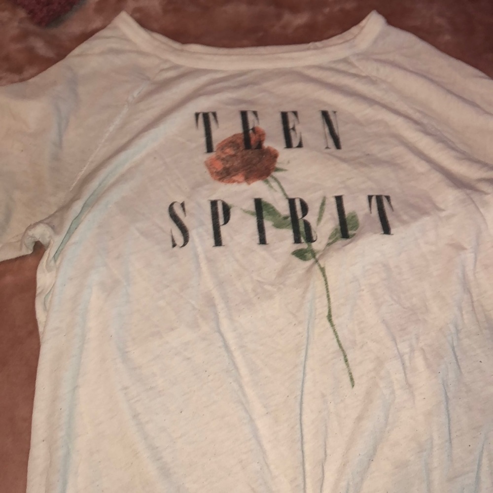 American Eagle Graphic T shirt